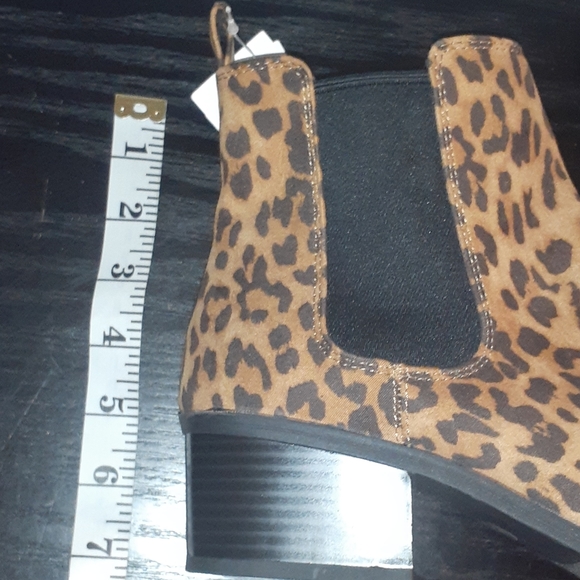 NWT A new day Brown Leopard Print Bootie Sz 9 1/2 - Picture 7 of 11